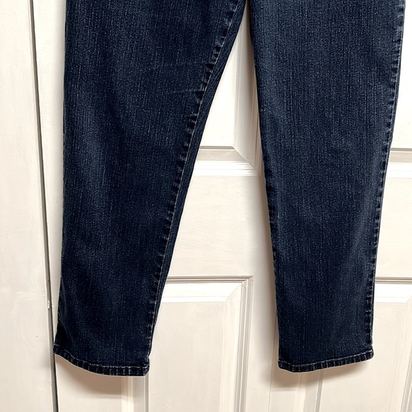 Gloria Vanderbilt Dark Blue Denim 5 Pocket High Rise Jeans Size 14P - Picture 3 of 6
